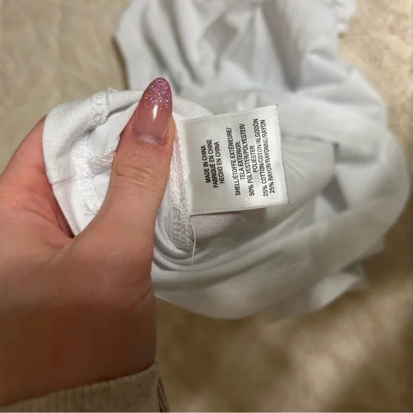 Favorite daughter Cropped Collegiate Tee in White & Juniper green size xs - Picture 4 of 5